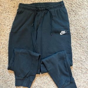 Nike black sweatpants. size small